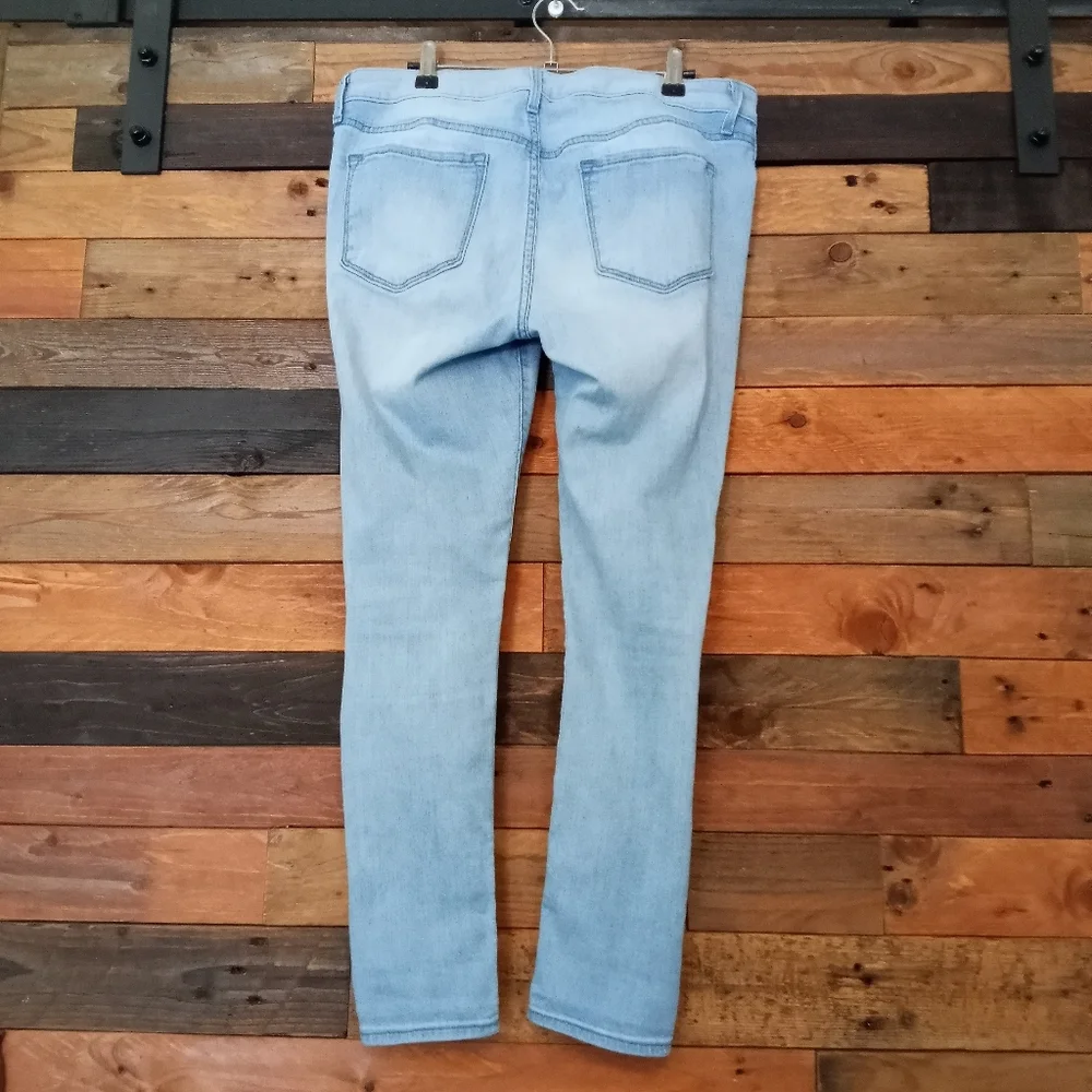 EUC Old Navy ripped Rockstar denim blue jeans - 14P - Picture 3 of 7